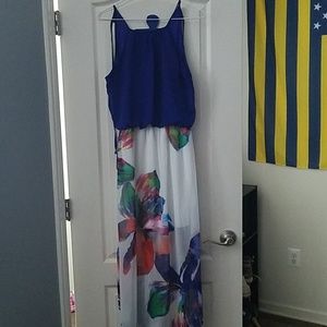 Maxi dress